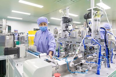 医疗器械注册人委托研发与委托生产的合规路径与实务分析